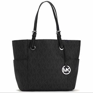 Michael Kors Jet Set Signature Tote in Black